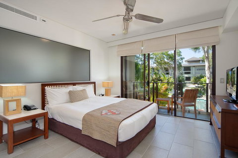 Sea Temple Palm Cove Luxury Studio 212 - Accommodation Cairns 0