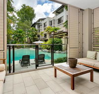 Sea Temple Swim Out Apartment - Accommodation Cairns