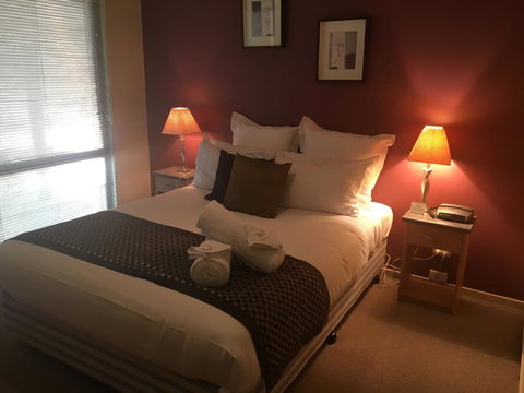 Self Isolate Sunken Spa, Quiet 1 BR Cottage In Otway Ranges - Accommodation Cairns 0