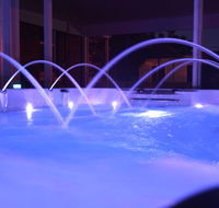 Semaphore Sea Breeze - Family Beach-Heated Pool Holiday - Accommodation Cairns