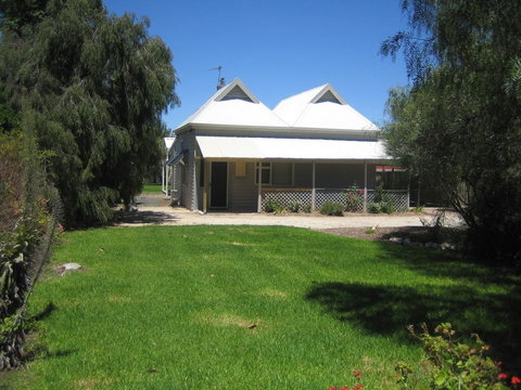Showgrounds Cottage Naracoorte - Accommodation Cairns 0