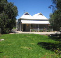 Showgrounds Cottage Naracoorte - Accommodation Cairns