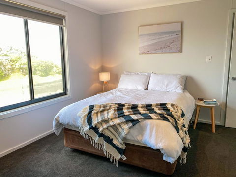 Smart Beach House @ Pelican Point - Accommodation Cairns 2