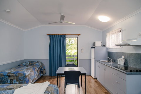 Southside Holiday Village - Accommodation Cairns 0