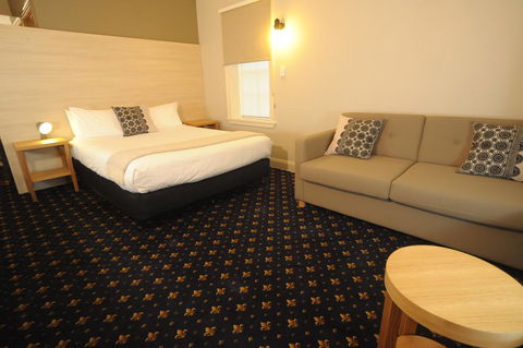 Sovereign Hill Hotel - Accommodation Cairns 2