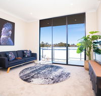 SP246-Brandnew modern Apt in Penrith with parking - Accommodation Cairns