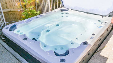 Spa Haven 17B Ocean View - Accommodation Cairns 2