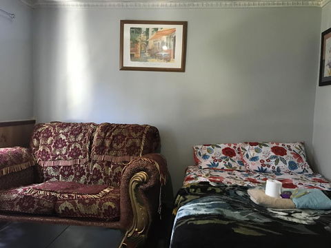Spacious And Private Room - Accommodation Cairns 2