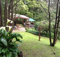 Stone's Throw Cottage Bed and Breakfast - Accommodation Cairns