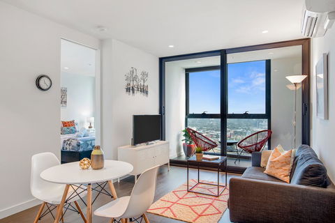 Studio# On EQ Tower - Accommodation Cairns 0