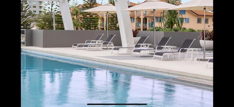 Stunning Oceanview 2BR Unit, Free Carpark & WIFI - Accommodation Cairns 0