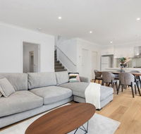Style Comfort and Convenience - Accommodation Cairns