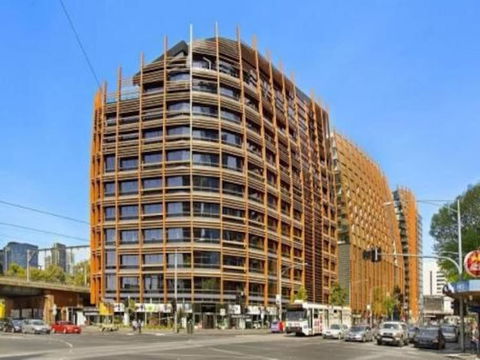 Stylish 1 Bedroom Apartment Amazing City Views - Accommodation Cairns 3