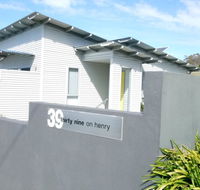 Stylish Holiday Unit - Accommodation Cairns