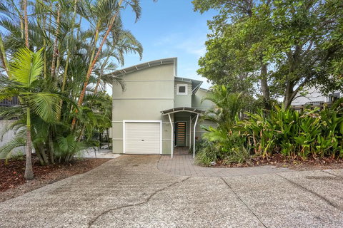 Summer Breeze - Accommodation Cairns 1