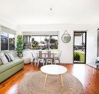 Sun Shack  Culburra - Pet Friendly - 3 Mins to Beach - Accommodation Cairns