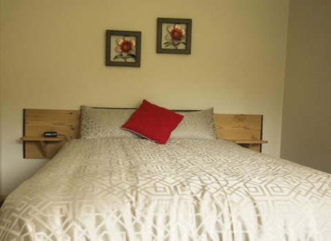 Sunny Gum - Accommodation Cairns 2