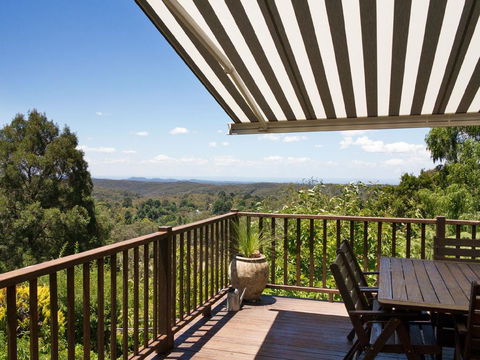 Sunrise House - Accommodation Cairns 2