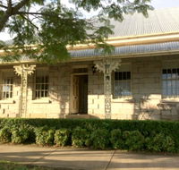 Surgeon's Cottage - Accommodation Cairns