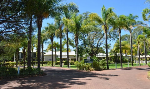 Swan Valley Oasis Resort - Accommodation Cairns 0