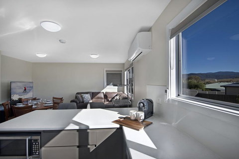 T-Bar On Twynam - Accommodation Cairns 0