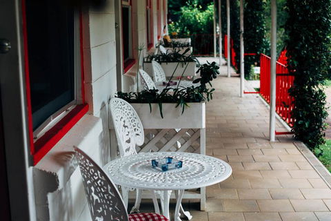 Tall Trees Motel Mountain Retreat - Accommodation Cairns 2