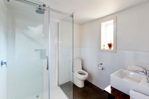 Tarndwarncoort - Farmer's Cottage - Accommodation Cairns 2