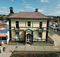 The Bank Guesthouse Glen Innes - Accommodation Cairns