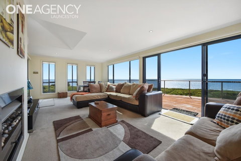 Seaspray - Accommodation Cairns 0