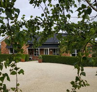 Hazelcreek Cottages - Accommodation Cairns