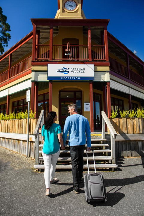 Strahan Village - Accommodation Cairns 2