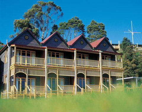 Strahan Village - Accommodation Cairns 18