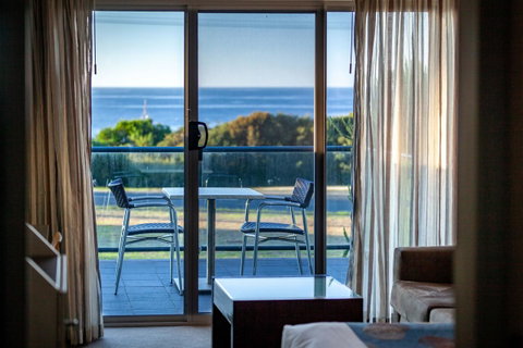 Beachfront Bicheno - Accommodation Cairns 5