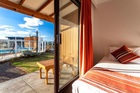 Beachfront Bicheno - Accommodation Cairns 4