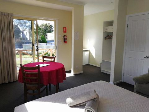 Wintersun Gardens Motel - Accommodation Cairns 8