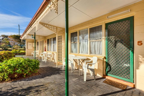Wintersun Gardens Motel - Accommodation Cairns 36