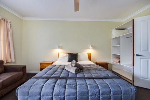 Wintersun Gardens Motel - Accommodation Cairns 1