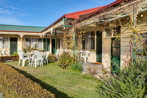 Wintersun Gardens Motel - Accommodation Cairns 24