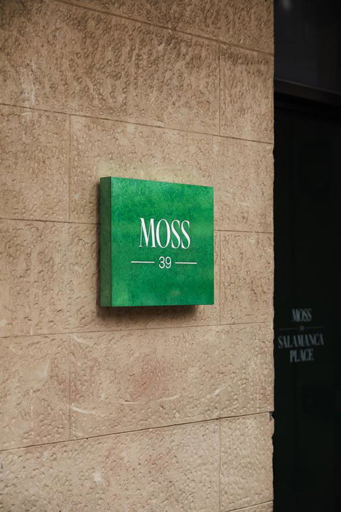 Moss Hotel - Accommodation Cairns 4