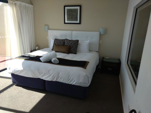 Diamond Island Resort - Accommodation Cairns 41