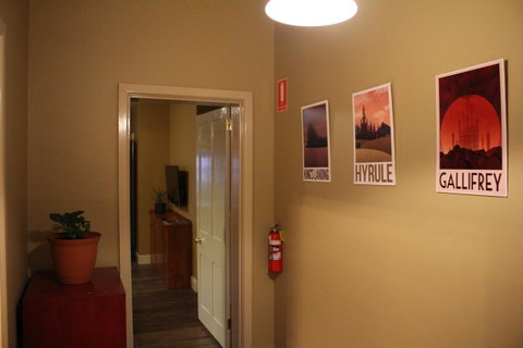 The Tasmanian Inn - Accommodation Cairns 11