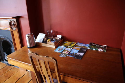The Tasmanian Inn - Accommodation Cairns 19