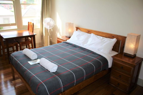 The Tasmanian Inn - Accommodation Cairns 22