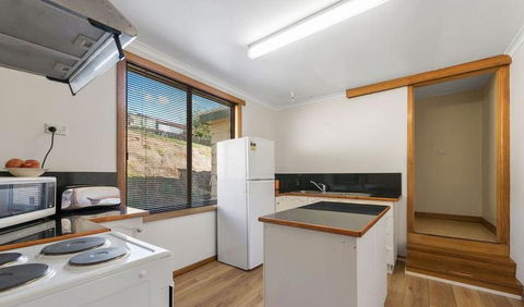 Return To Sender Lodge - Accommodation Cairns 7