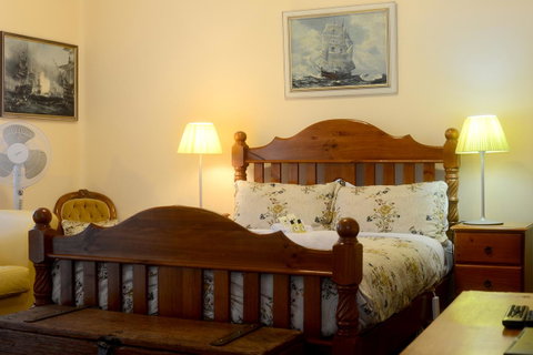 Edinburgh Gallery Bed & Breakfast - Accommodation Cairns 43