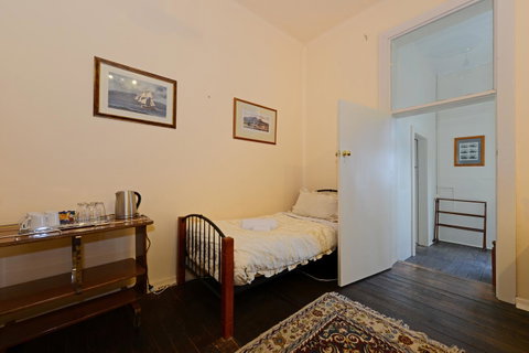 Edinburgh Gallery Bed & Breakfast - Accommodation Cairns 40
