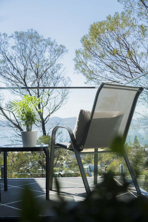 Amazing Sea Views Luxury Guest House - Accommodation Cairns 18