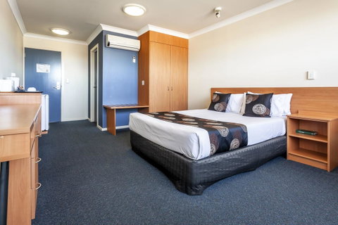 Black Buffalo - Accommodation Cairns 9