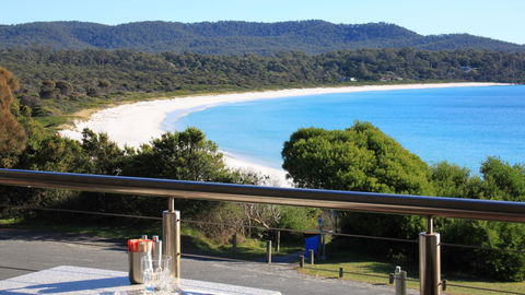 BAY OF FIRES ECO HUT Off Grid Experience At Binalong Bay - Accommodation Cairns 13