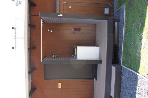 BAY OF FIRES ECO HUT Off Grid Experience At Binalong Bay - Accommodation Cairns 1